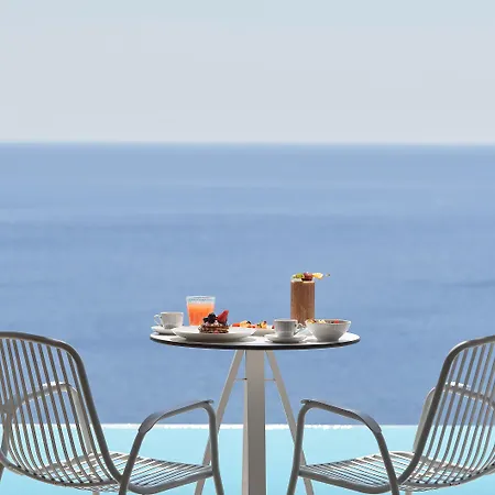호텔 Radisson Blu Euphoria Resort, Mykonos 5*