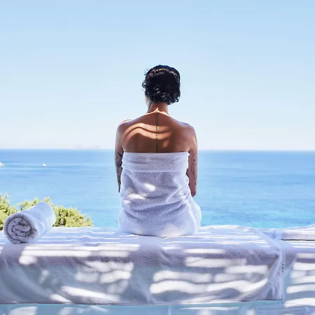 Radisson Blu Euphoria Resort, Mykonos 호텔 칼로 리바디