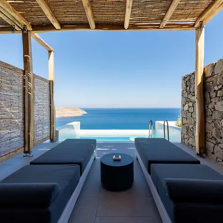 Radisson Blu Euphoria Resort, Mykonos 호텔 칼로 리바디