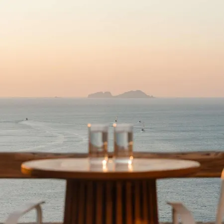 호텔 Radisson Blu Euphoria Resort, Mykonos 칼로 리바디
